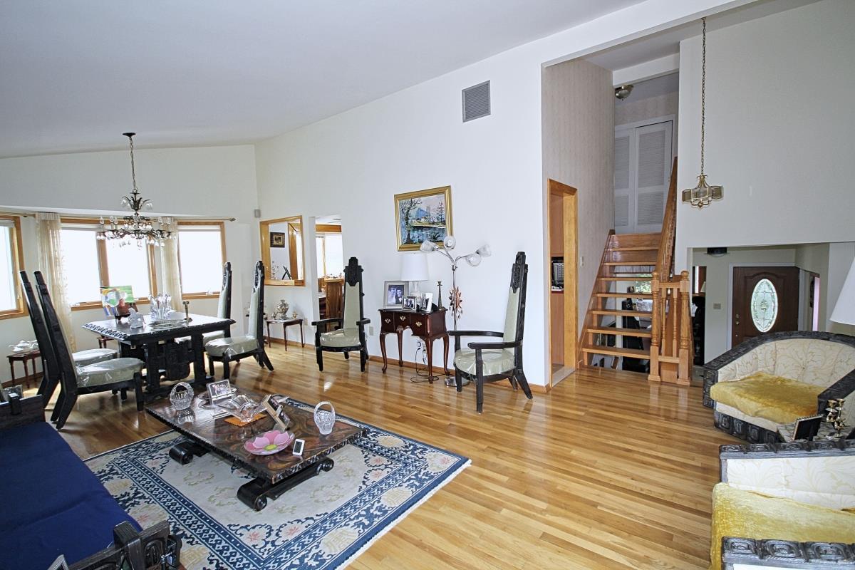 223 Whitman Drive Mill Basin Brooklyn NY 11234 Brooklyn 4U