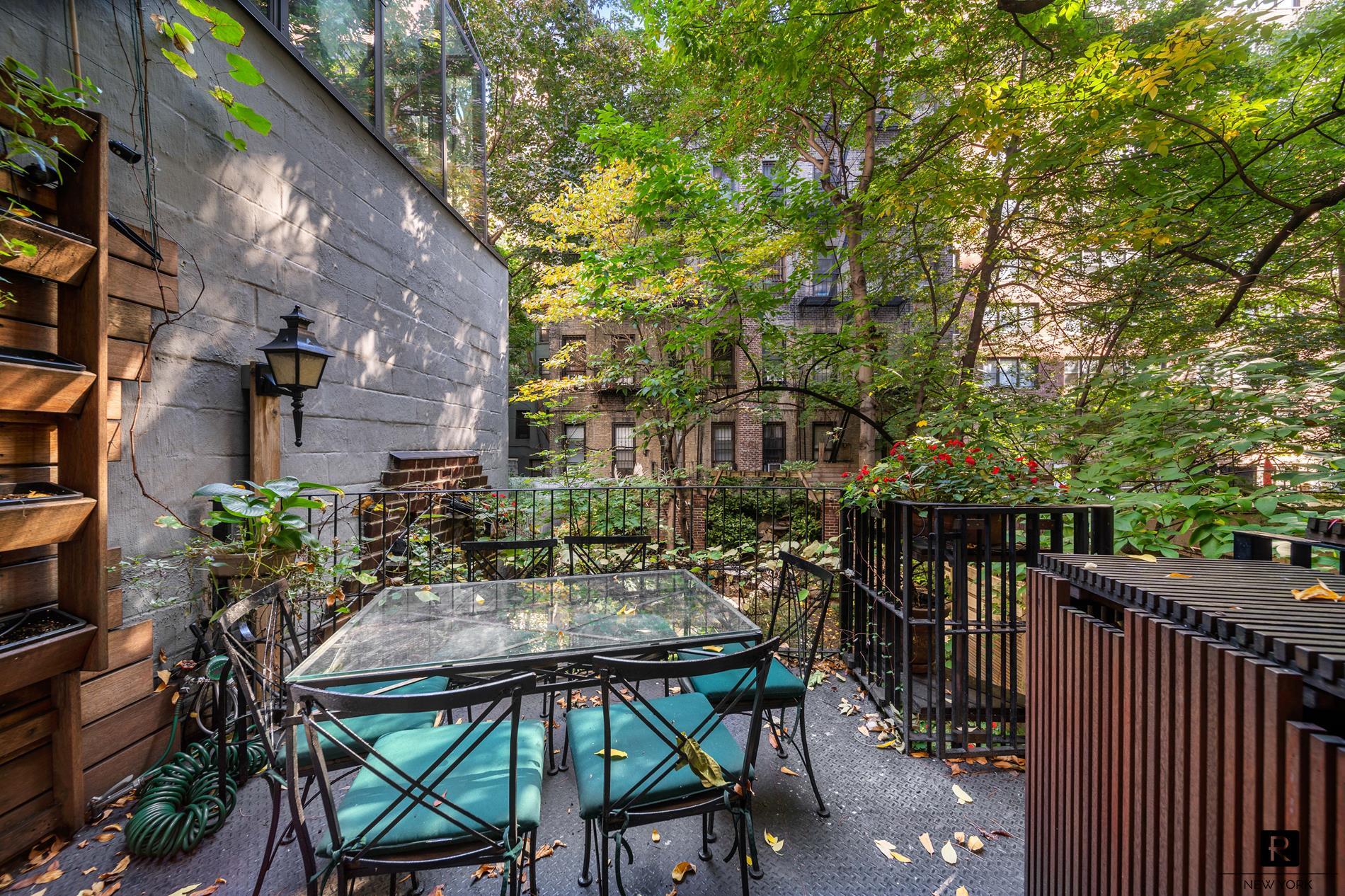 233 East 35th Street Murray Hill New York NY 10016
