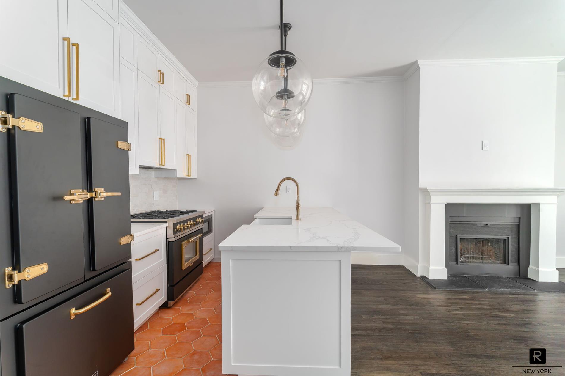 358 West 23rd Street Chelsea New York NY 10011
