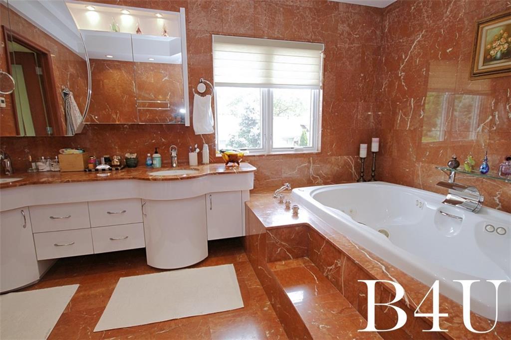 73 Barlow Drive North Mill Basin Brooklyn NY 11234