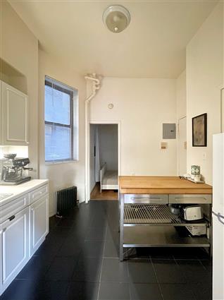 523 Hudson Street 1-RN W. Greenwich Village New York NY 10014