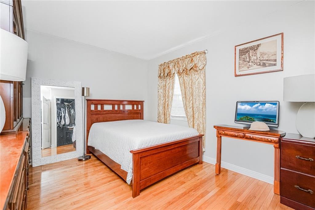 120 Devon Loop Heartland Village Staten Island NY 10314