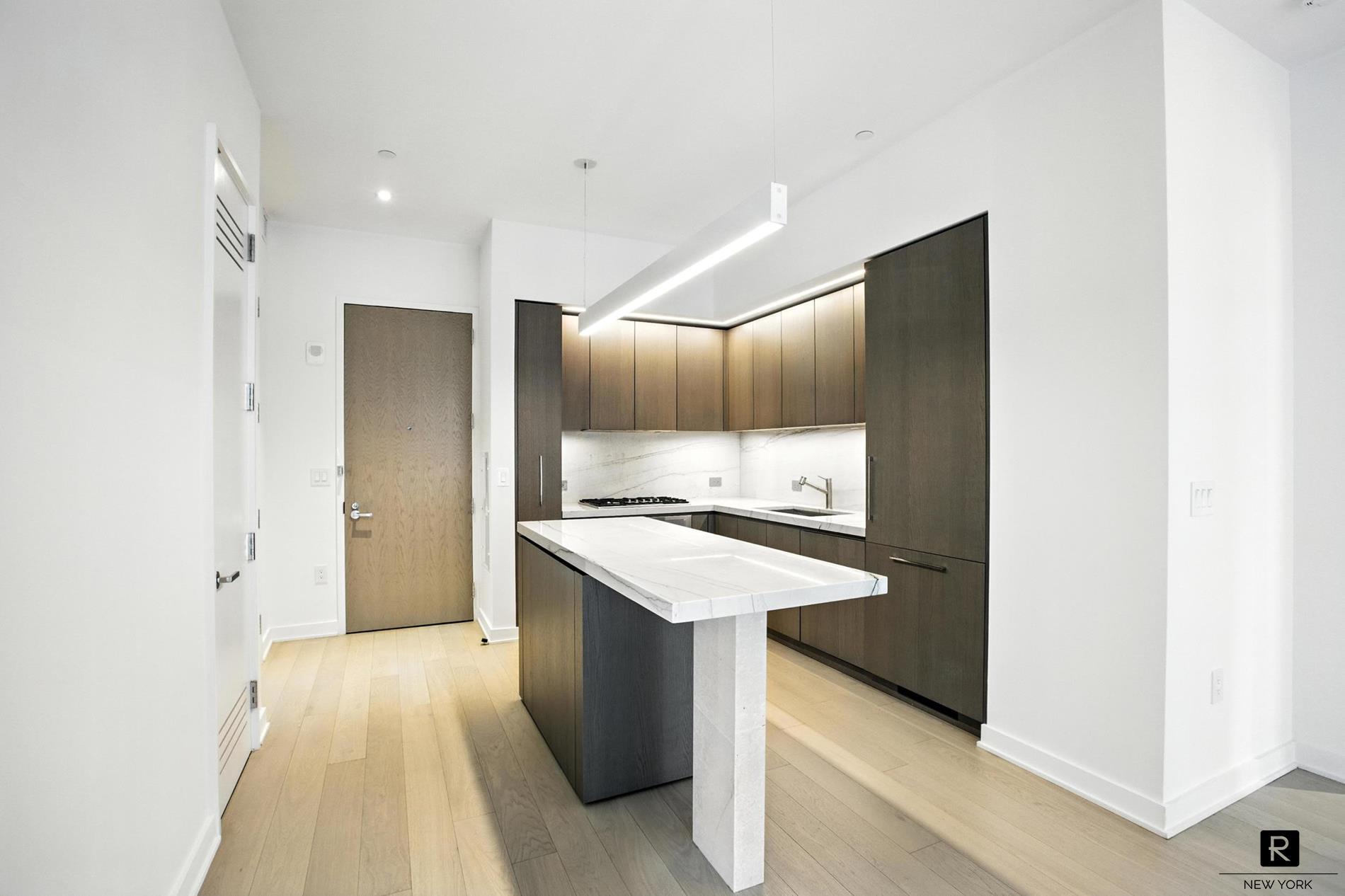 77 Charlton Street Soho New York NY 10014