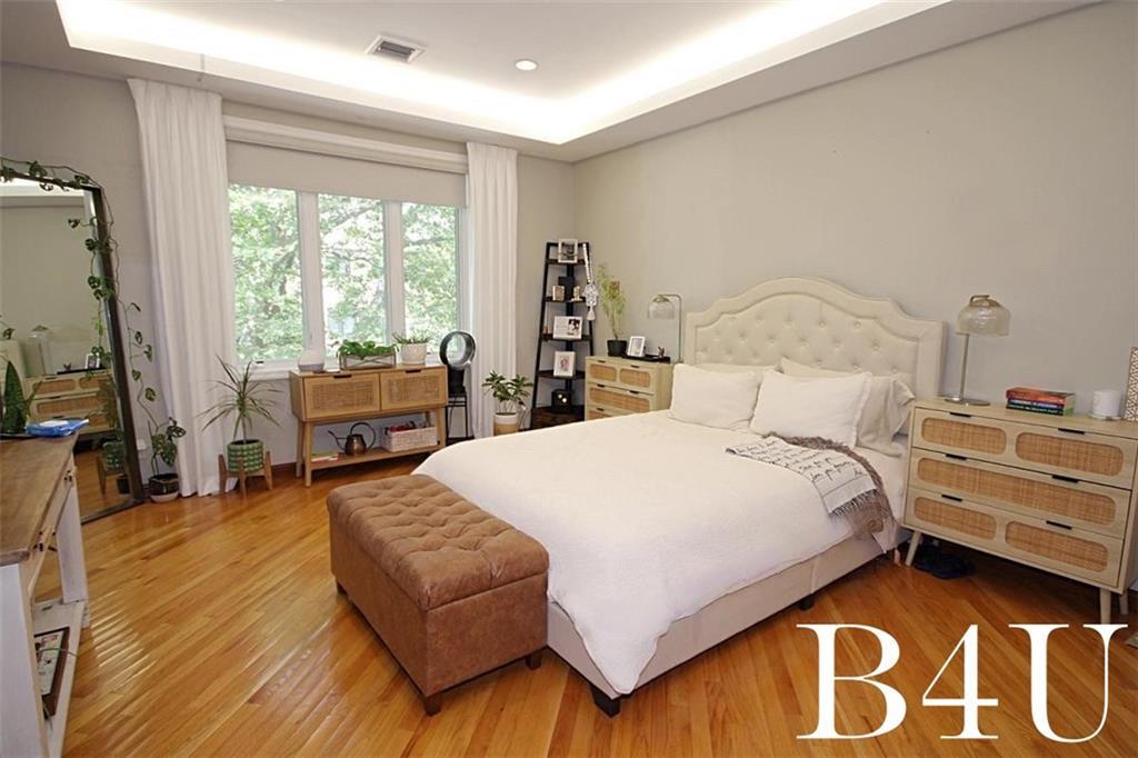 73 Barlow Drive North Mill Basin Brooklyn NY 11234