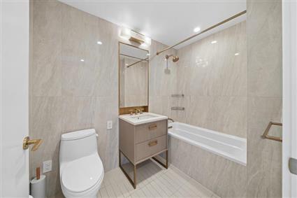 3 Court Square 523 Long Island City Queens NY 11101