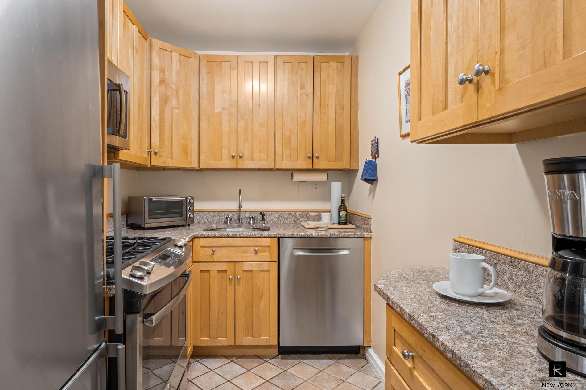 222 East 80th Street Upper East Side New York NY 10075