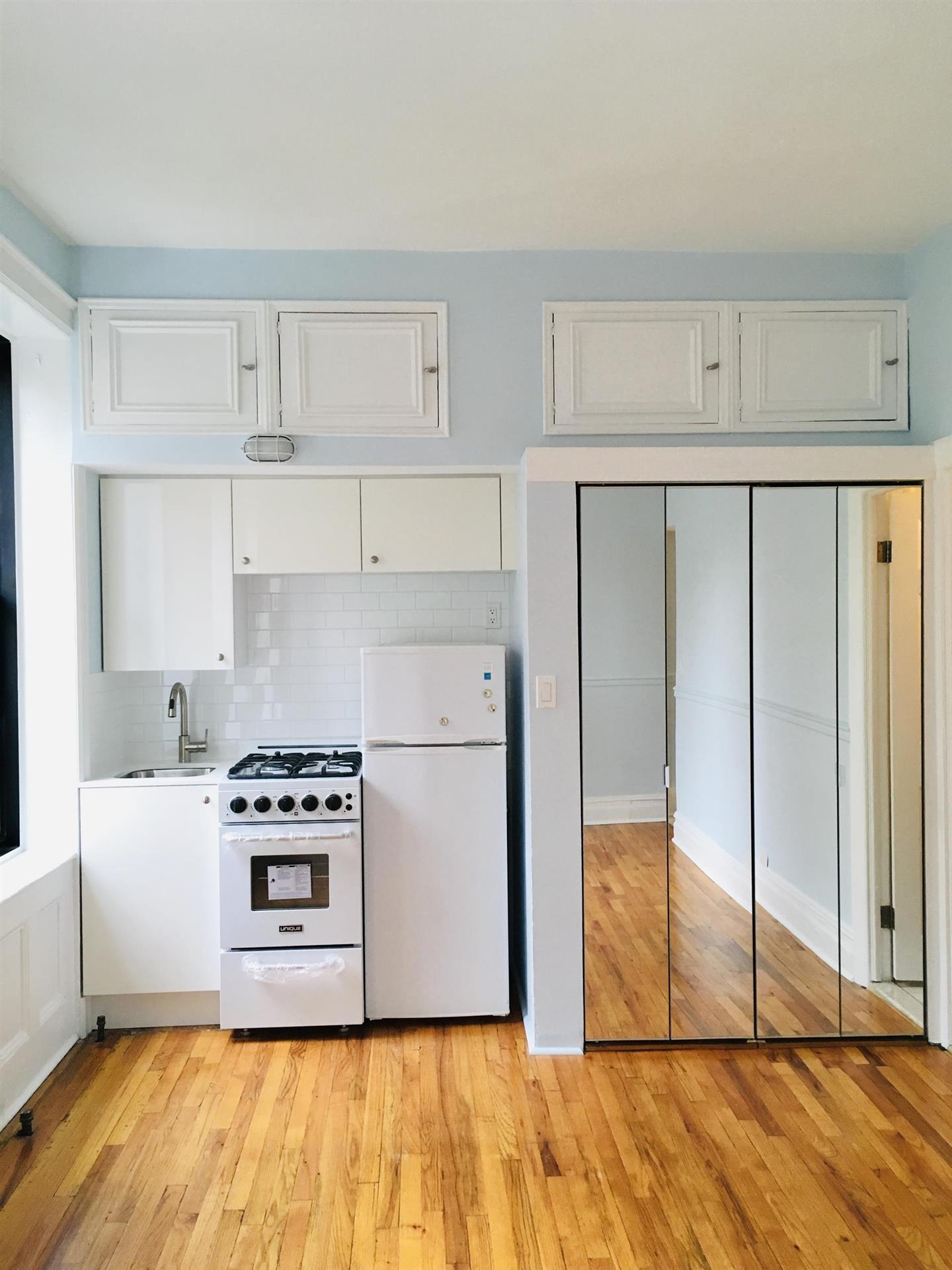 96 Perry Street W. Greenwich Village New York NY