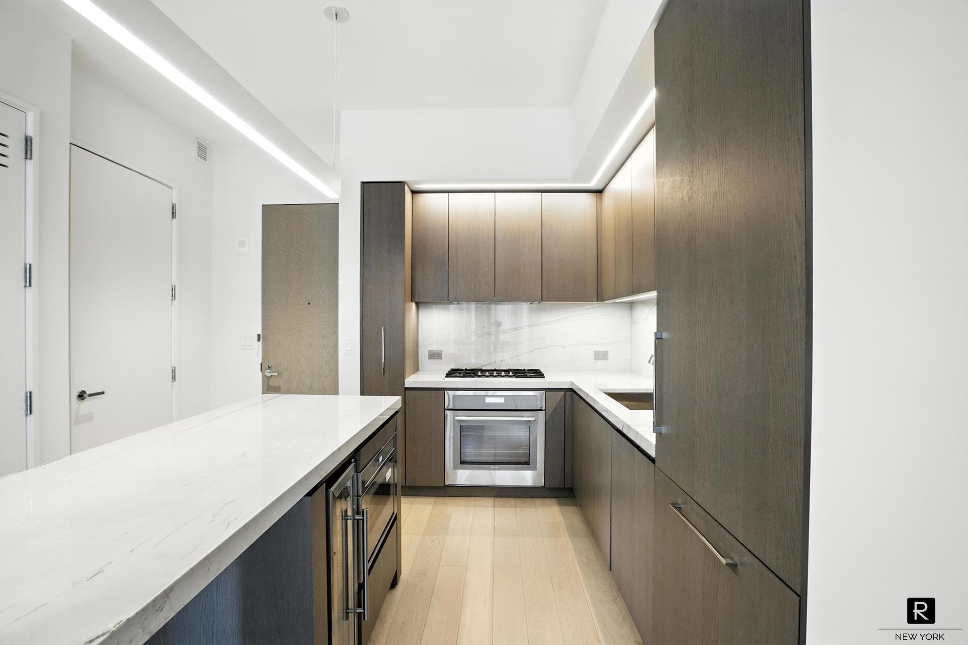 77 Charlton Street Soho New York NY 10014