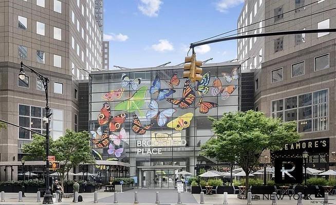 212 Warren Street Battery Park City New York NY 10282