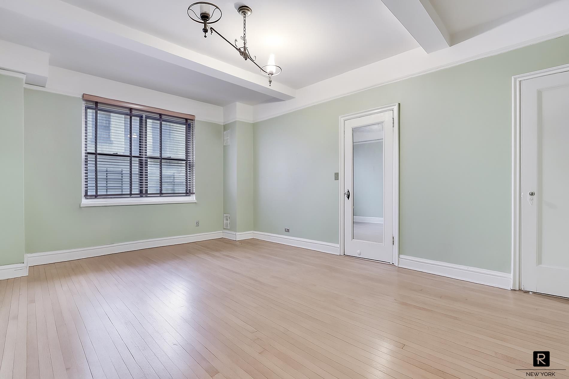 400 West End Avenue Upper West Side New York NY 10024
