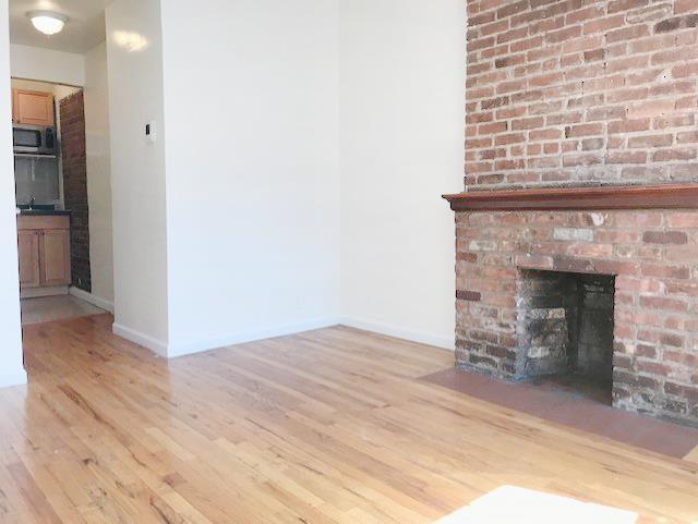 105 East 10th Street E. Greenwich Village New York NY 10003