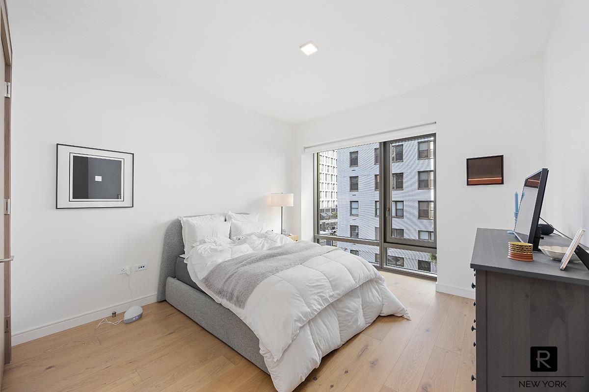 200 East 21st Street Gramercy Park New York NY 10010