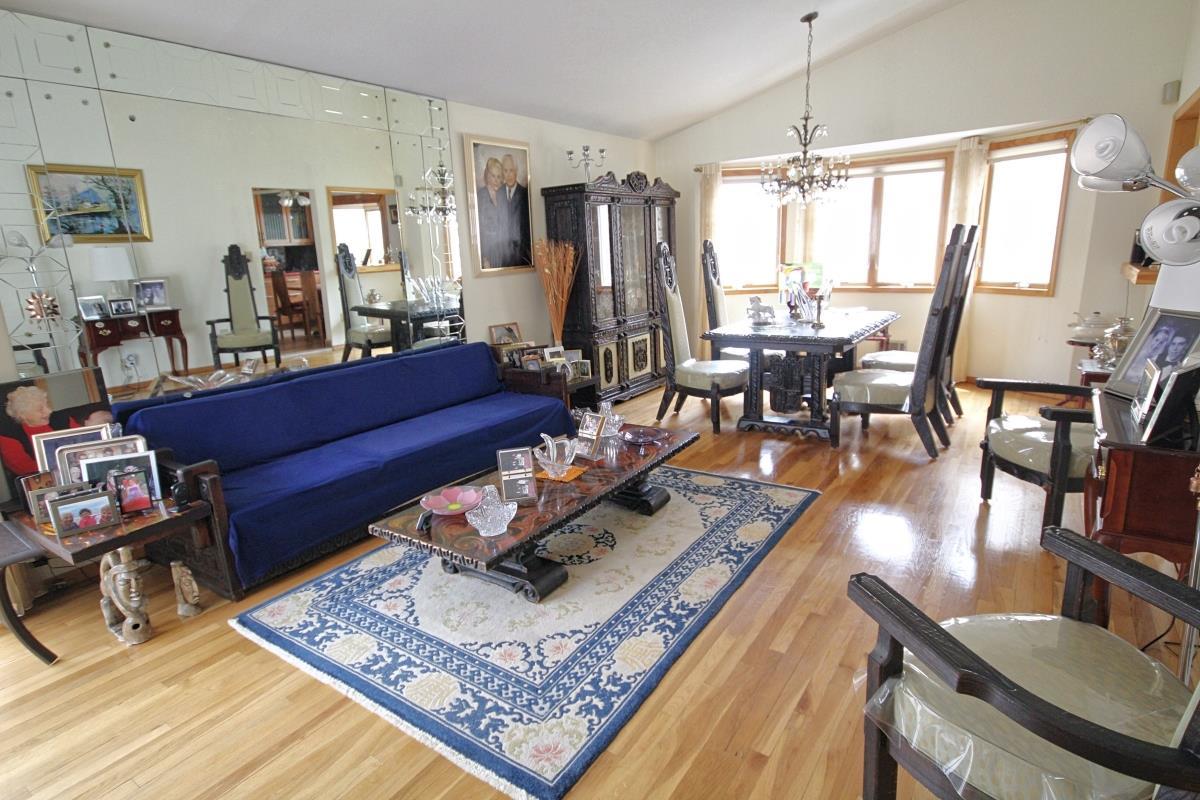 223 Whitman Drive Mill Basin Brooklyn NY 11234 Brooklyn 4U