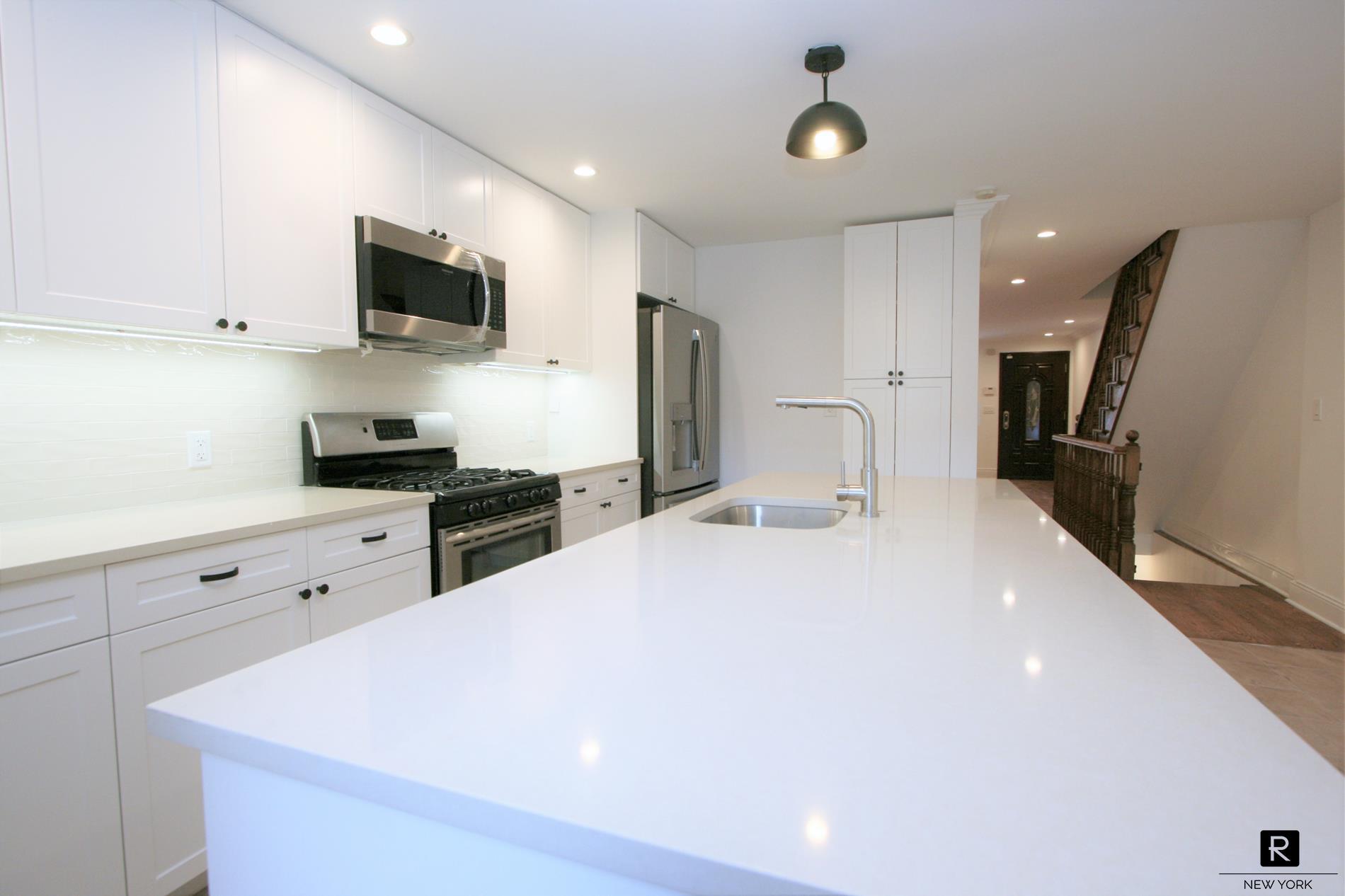 58 6th Avenue Prospect Heights Brooklyn NY 11217