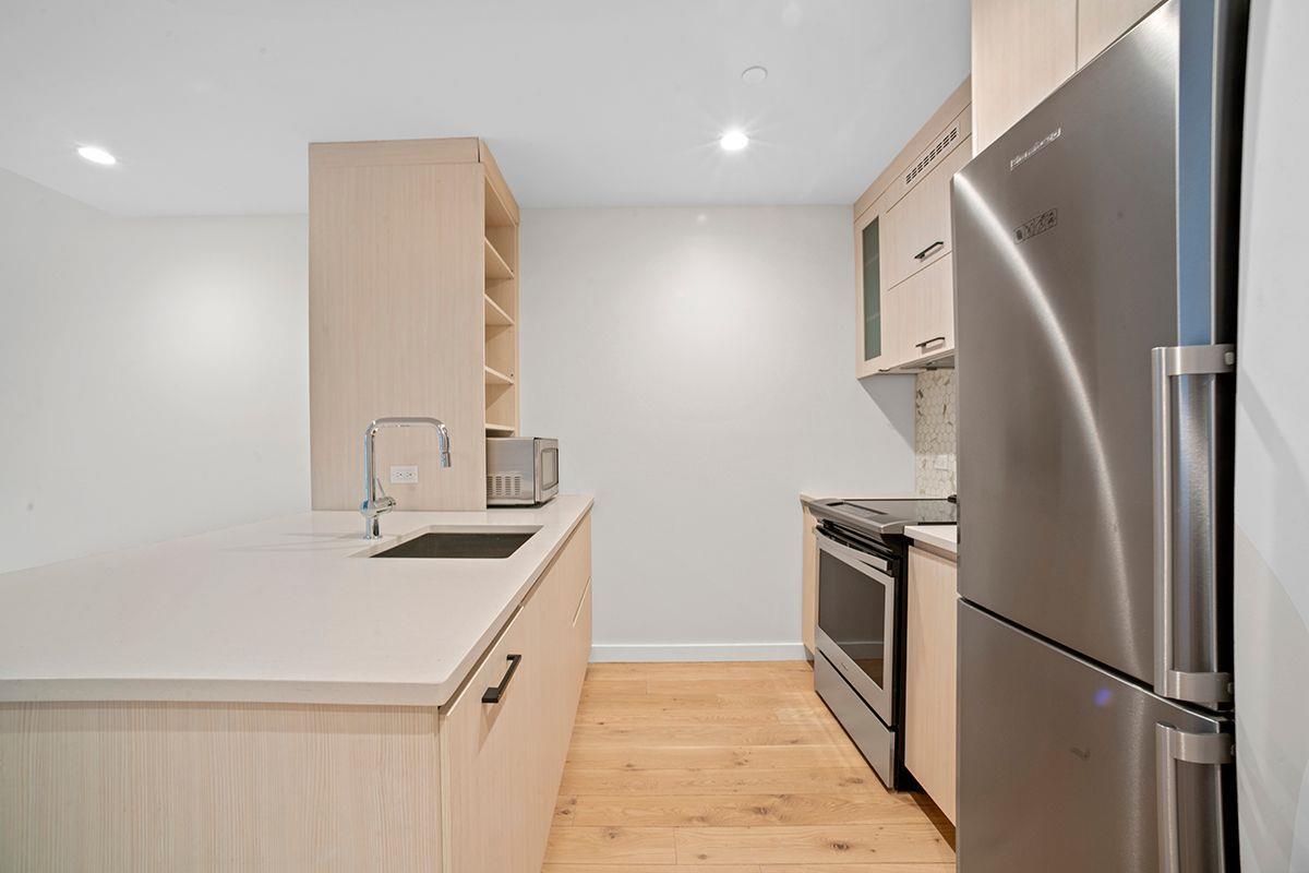 555 Waverly Avenue 2-B Clinton Hill Brooklyn NY 11238