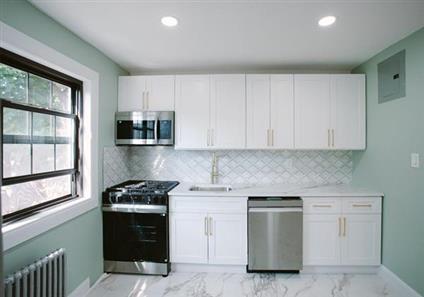 141-29 78th Avenue 3-B Forest Hills Gardens Queens NY 11367