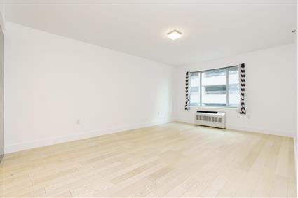 47-05 5th Street 401 Hunters Point Queens NY 11101