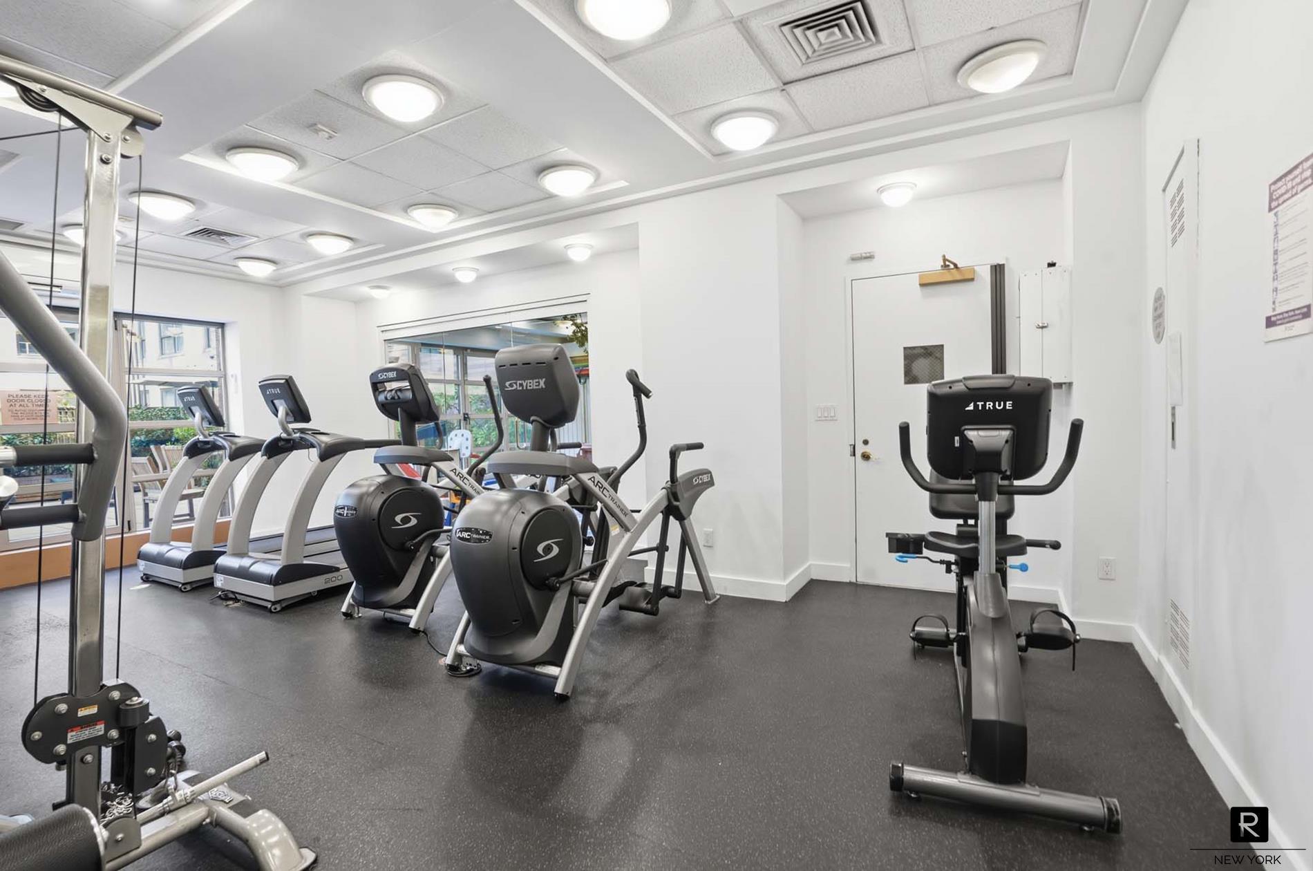 400 East 90th Street Upper East Side New York NY 10128