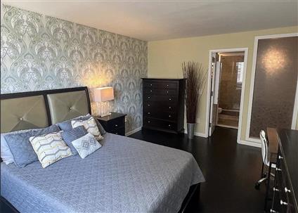 4-74 48th Avenue 28-C Hunters Point Queens NY 11109