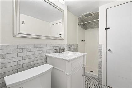 250 East 33rd Street GARDEN Kips Bay New York NY 10016