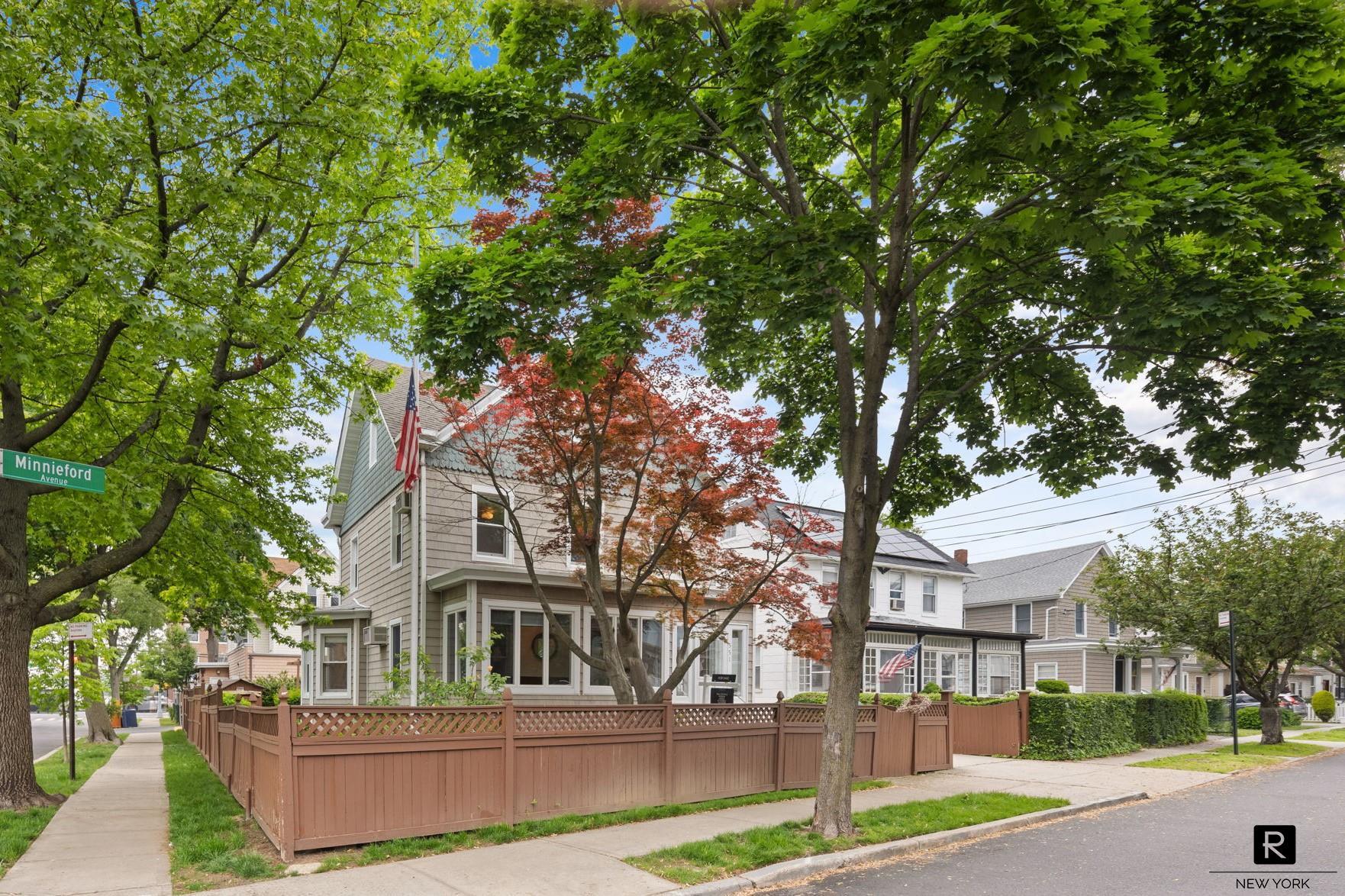 551 Minnieford Avenue Throgs Neck Bronx NY 10464