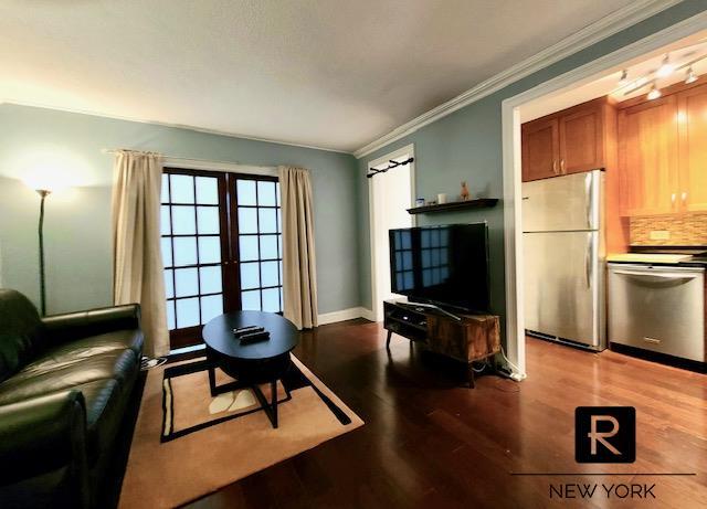 137 East 36th Street Murray Hill New York NY 10016