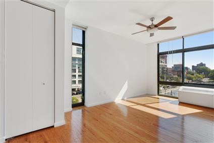 48-21 5th Street 4-M Hunters Point Queens NY 11101