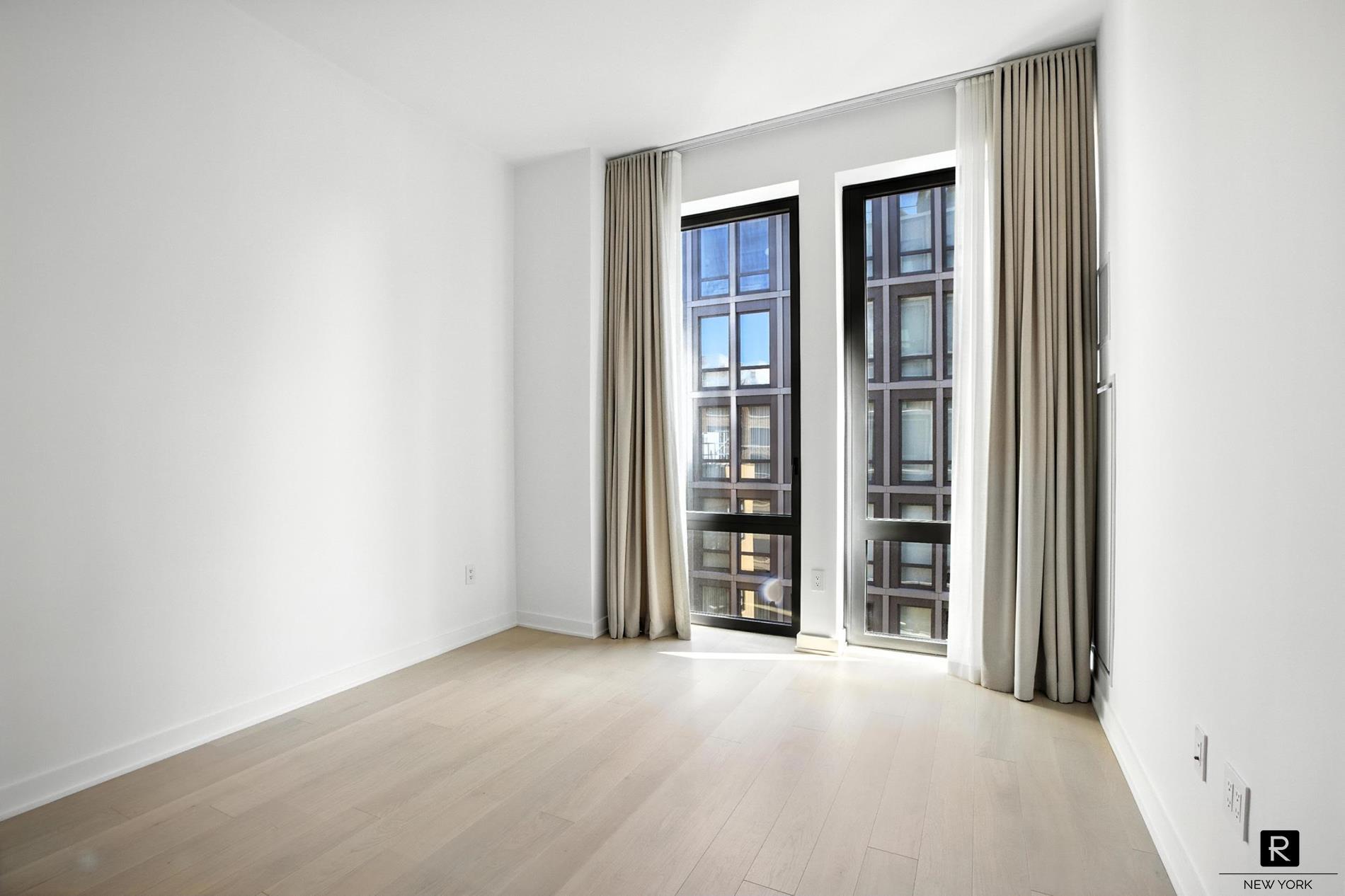 77 Charlton Street Soho New York NY 10014