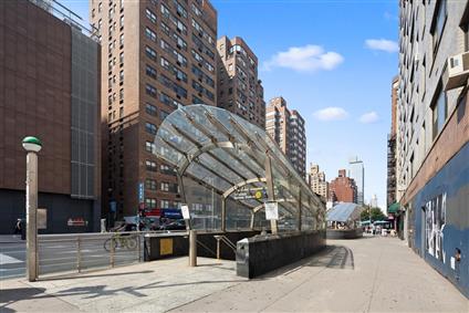 233 East 69th Street 17-G Upper East Side New York NY 10021