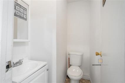 79-11 Roosevelt Avenue Jackson Heights NY 11372