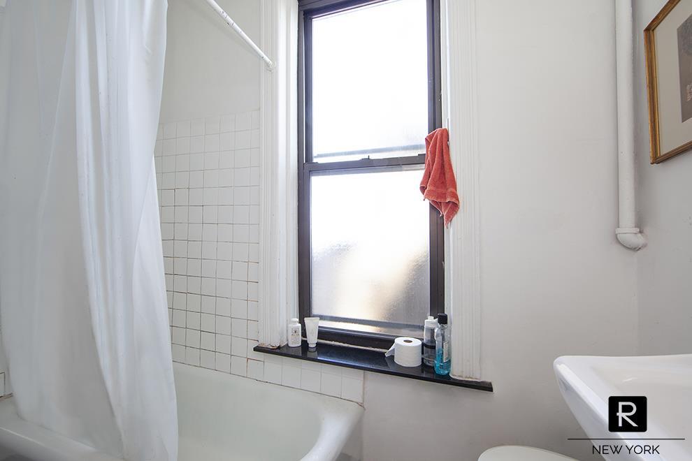 23 Grove Street W. Greenwich Village New York NY 10014