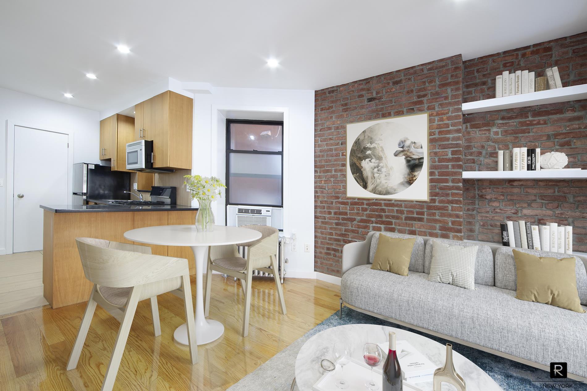 122 Ludlow Street Lower East Side New York NY 10002