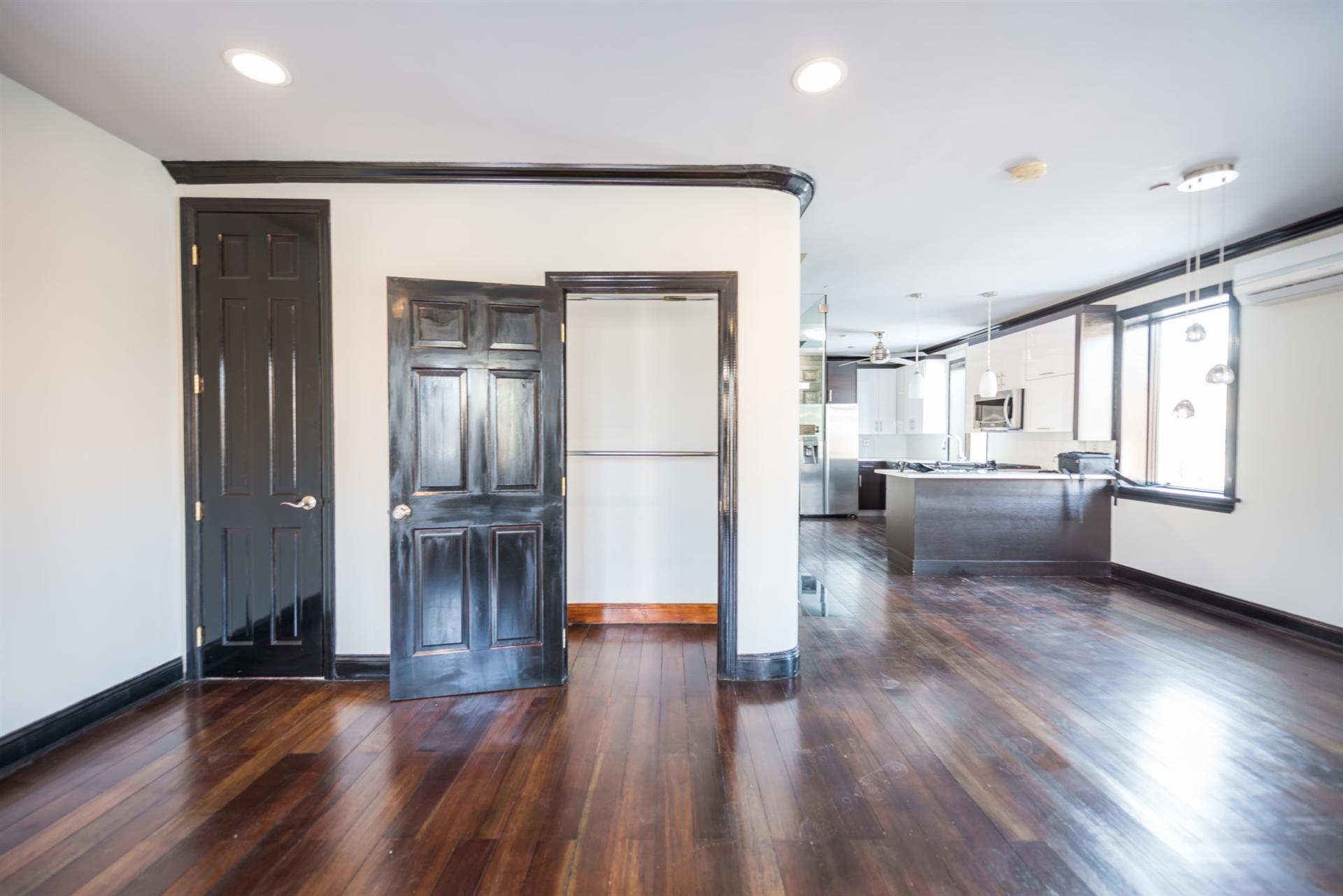 12-14 31st Avenue Penthouse9 Astoria Queens NY 11106