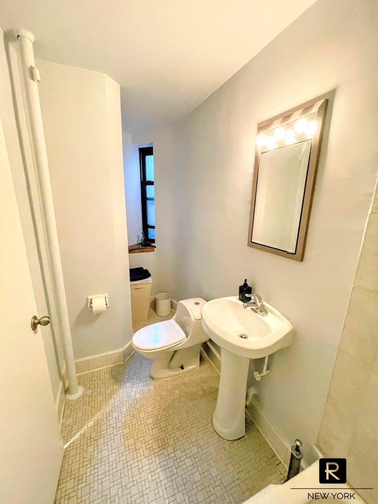 205 East 89th Street Upper East Side New York NY 10128