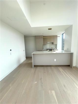 3 Court Square 403 Long Island City Queens NY 11101