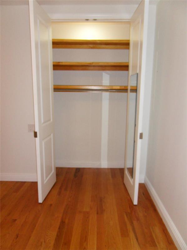 696 Eastern Parkway Crown Heights Brooklyn NY 11213