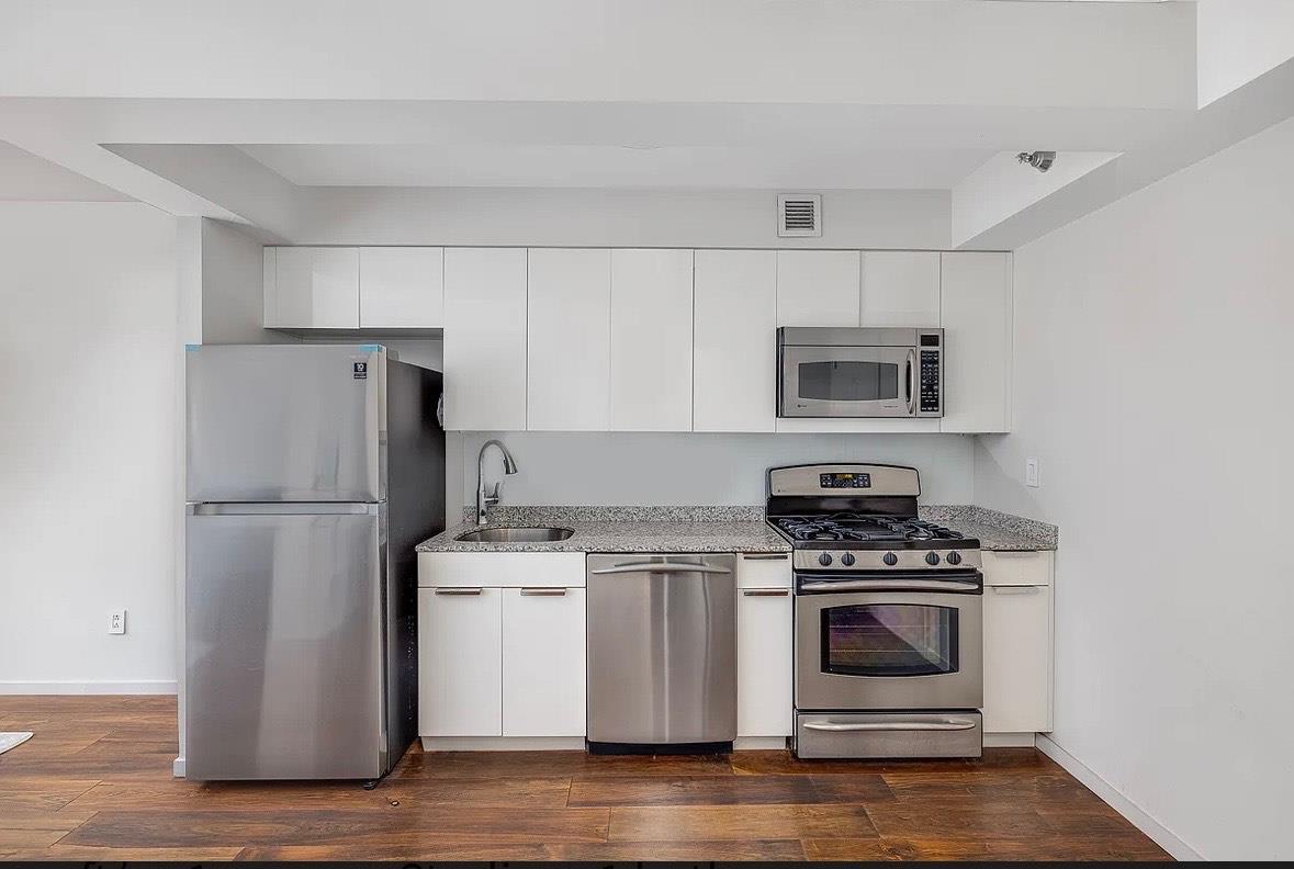 516 West 47th Street Clinton New York NY 10036