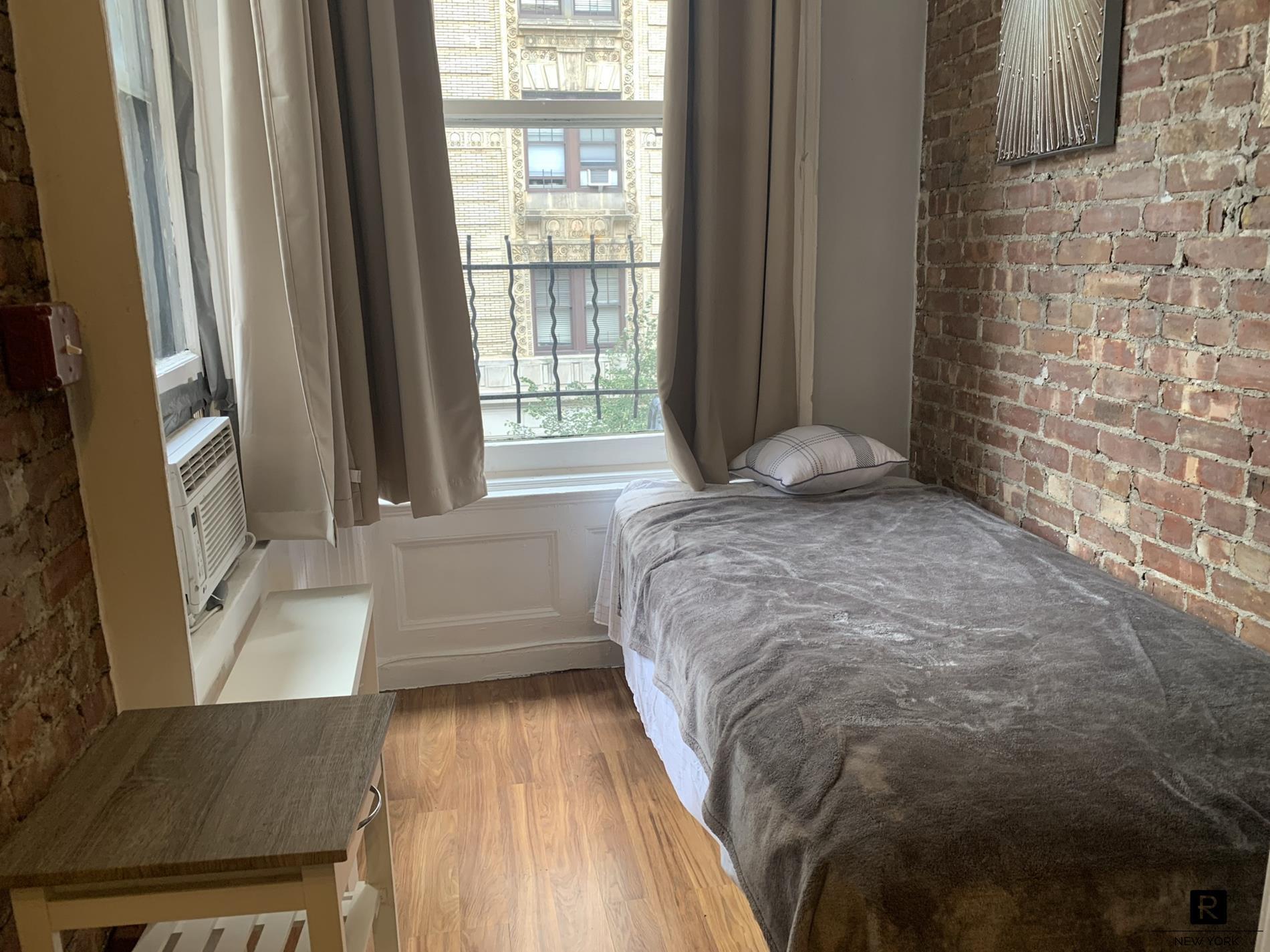 271 West 90th Street Upper West Side New York NY 10024