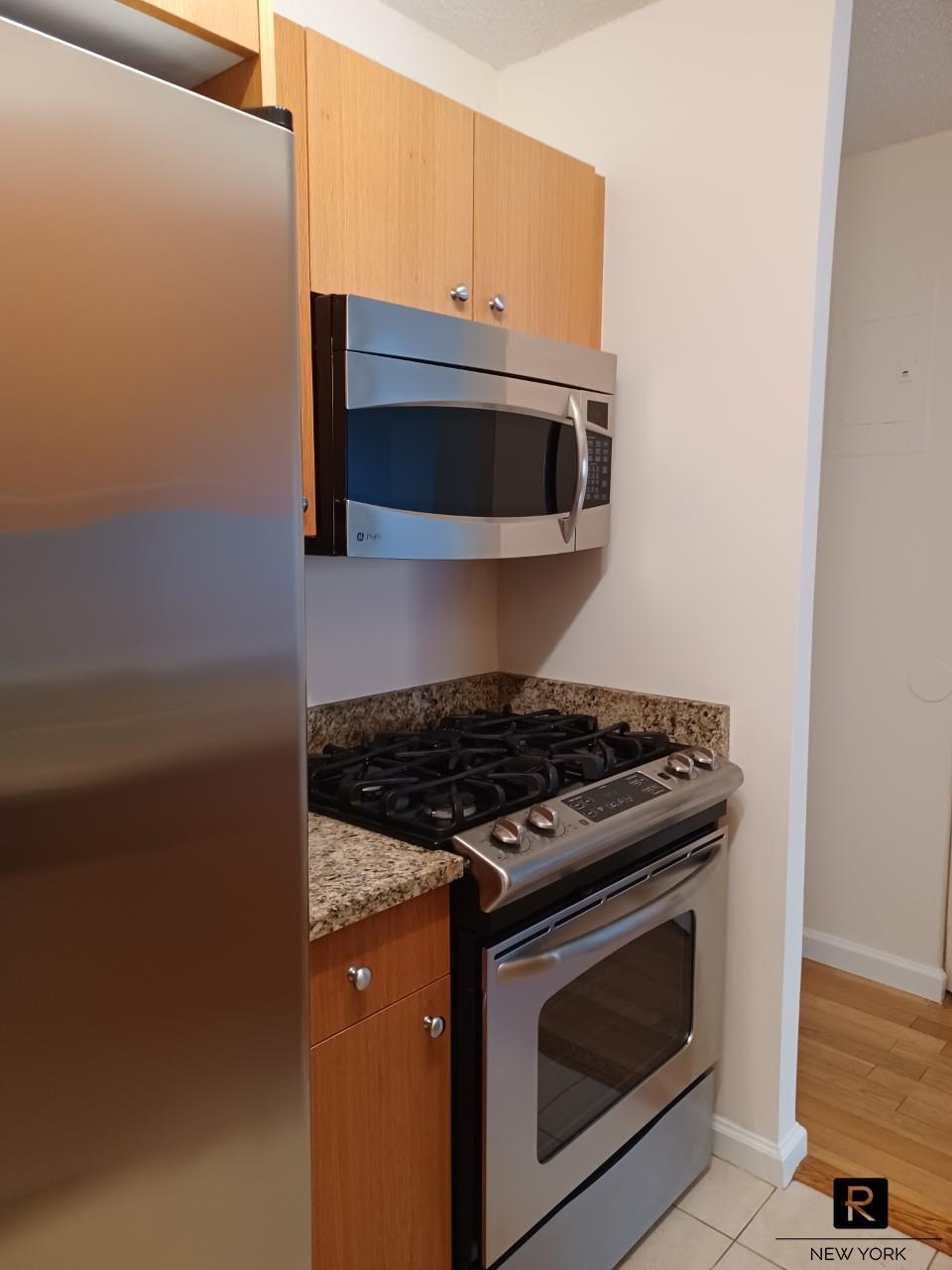 2287 Johnson Avenue Spuyten Duyvil Bronx NY 10463