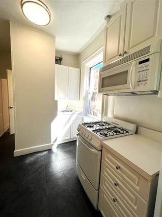 230-232 Thompson Street 17 Greenwich Village New York NY 10012
