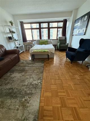 4-74 48th Avenue 4-L Hunters Point Queens NY 11109