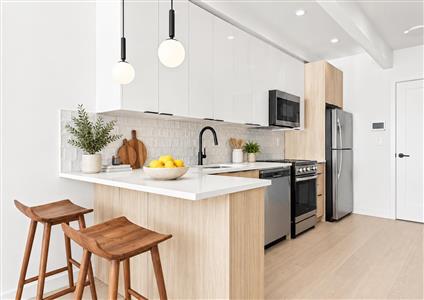 647 De Kalb Avenue 1-B Bedford Stuyvesant Brooklyn NY 11216