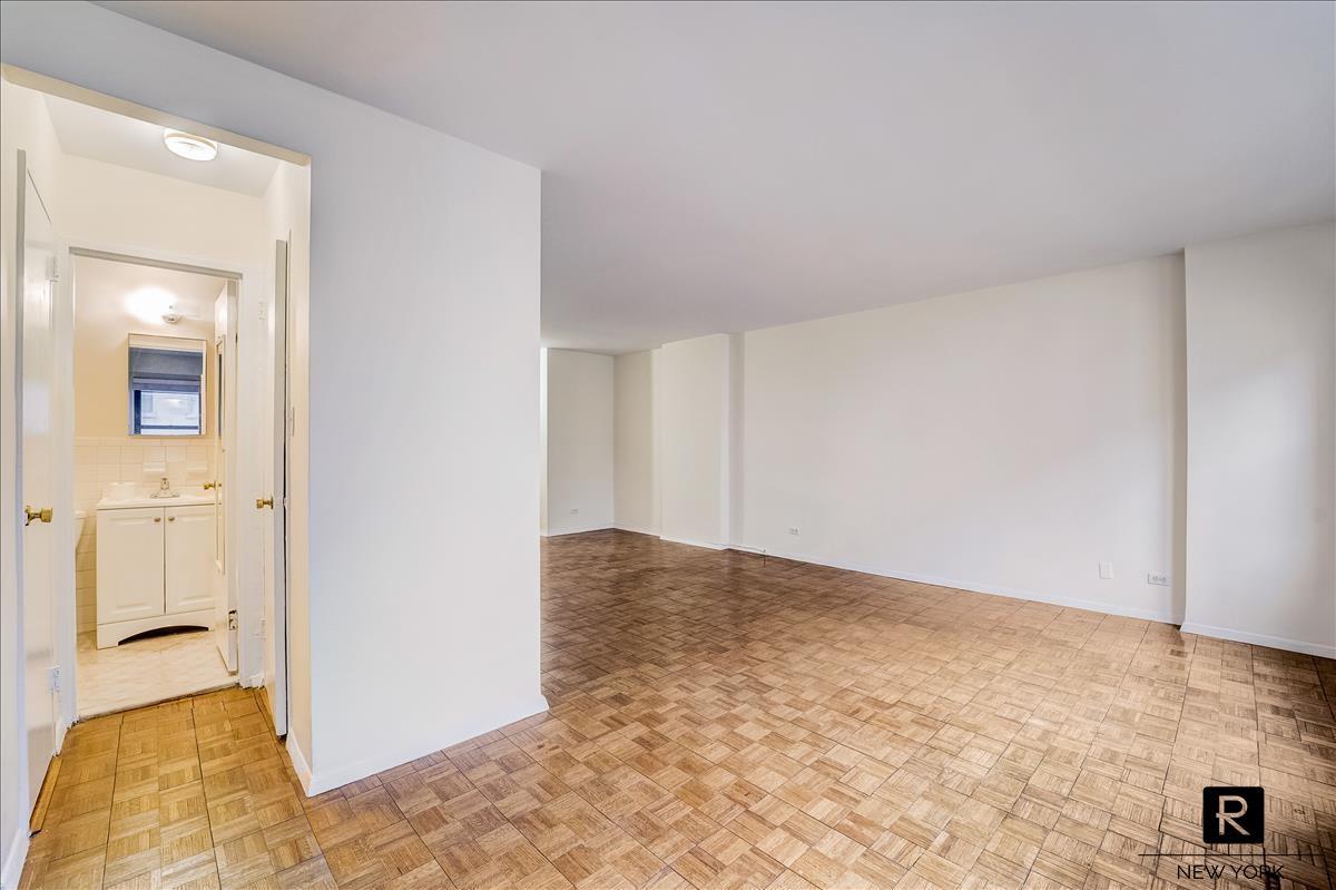520 East 81st Street Upper West Side New York NY 10028