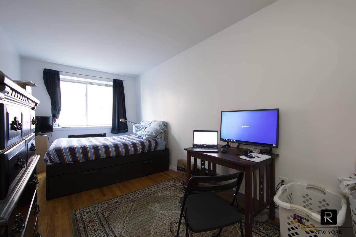 422 East 10th Street E. Greenwich Village New York NY 10009