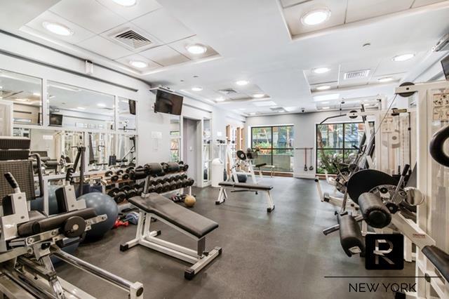 404 East 76th Street Upper East Side New York NY 10021