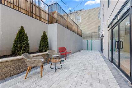 669 Bergen Avenue 627 Jersey City Jersey City NJ 07304