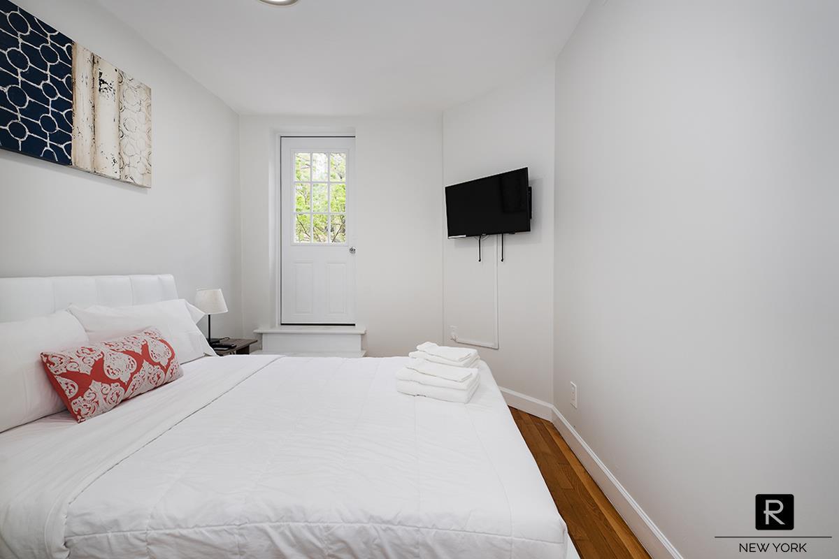 246 East 32nd Street Murray Hill New York NY 10016