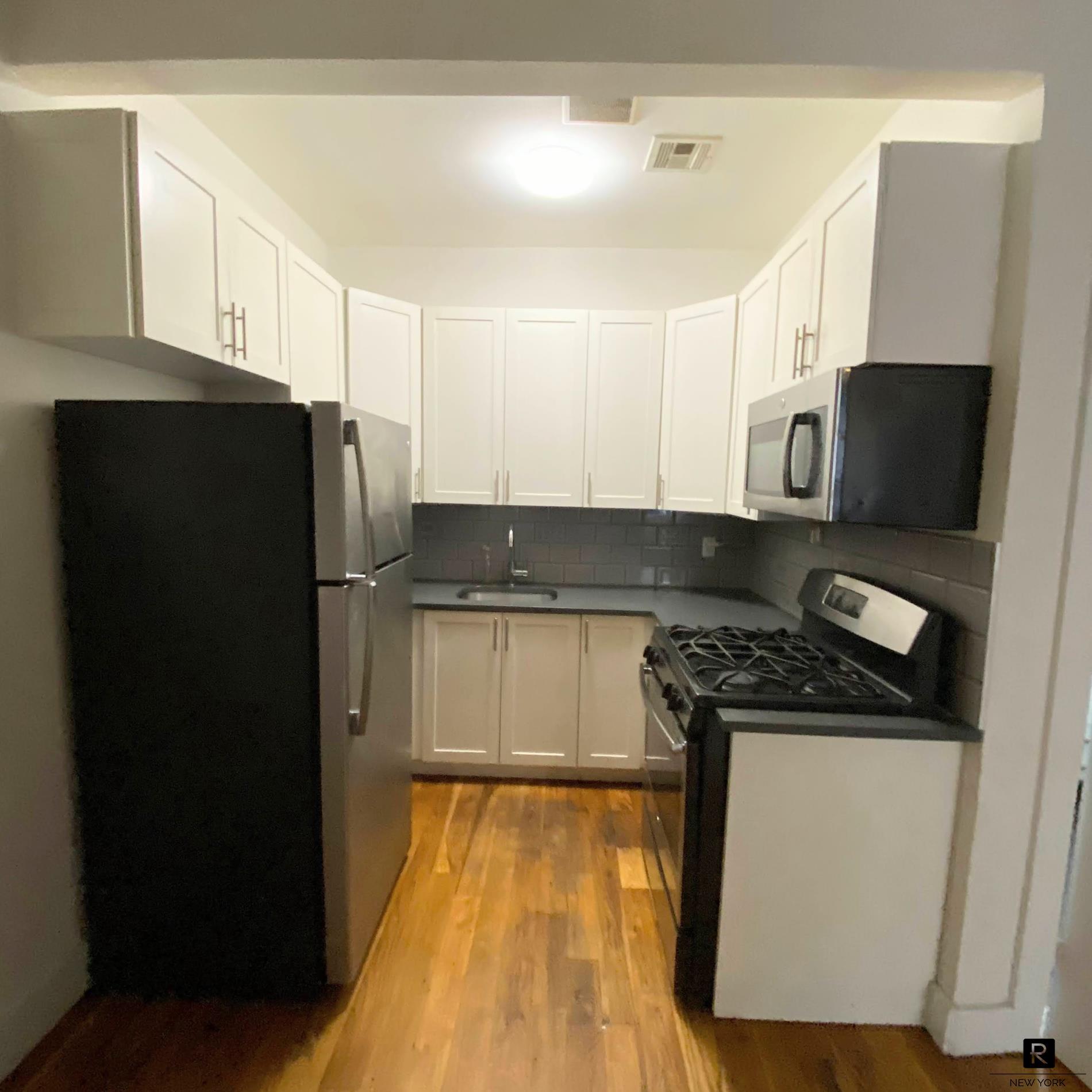 192 Stuyvesant Avenue Stuyvesant Heights Brooklyn NY 11221