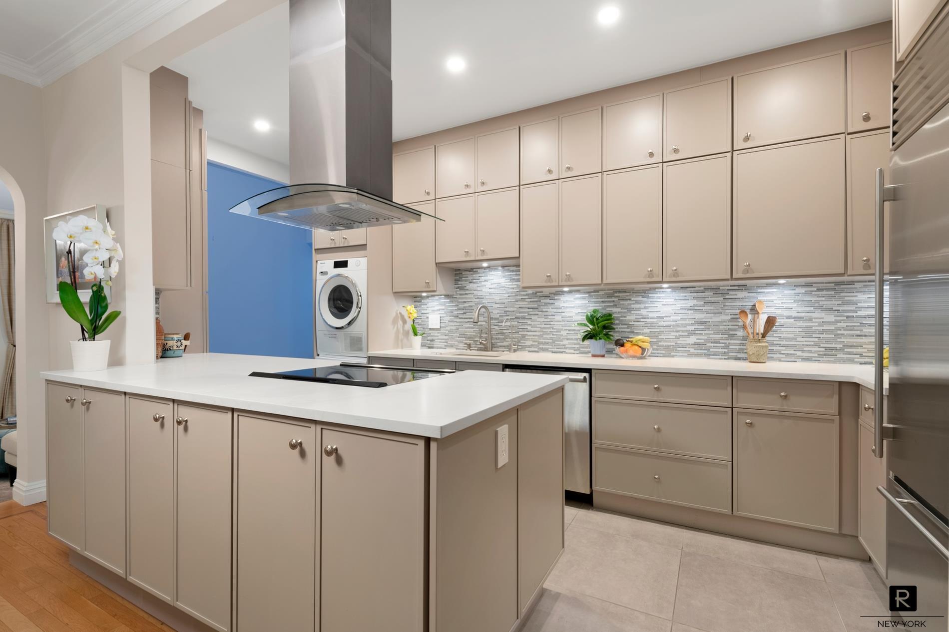 320 West 90th Street Upper West Side New York NY 10024
