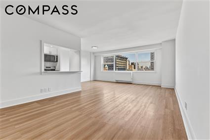 400 East 54th Street 24-E Sutton Place New York NY 10022